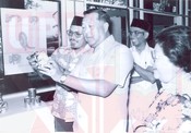 Lawatan DYMM Sultan Salahuddin & Tengku Ampuan Selangor ke Universiti Pertanian Malaysia 1980