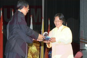 Majlis Anugerah Sukan Staf 2004