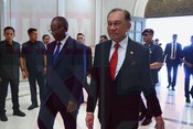 Majlis Makan Tengah Hari Rasmi bersama Perdana Menteri