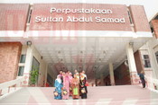 Pelawat Universiti Pendidikan Sultan Idris