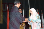 Majlis Anugerah Sukan Staf 2004